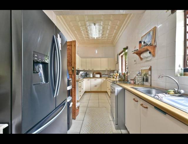 4 BEDROOM HOUSE FOR SALE IN THE HILL